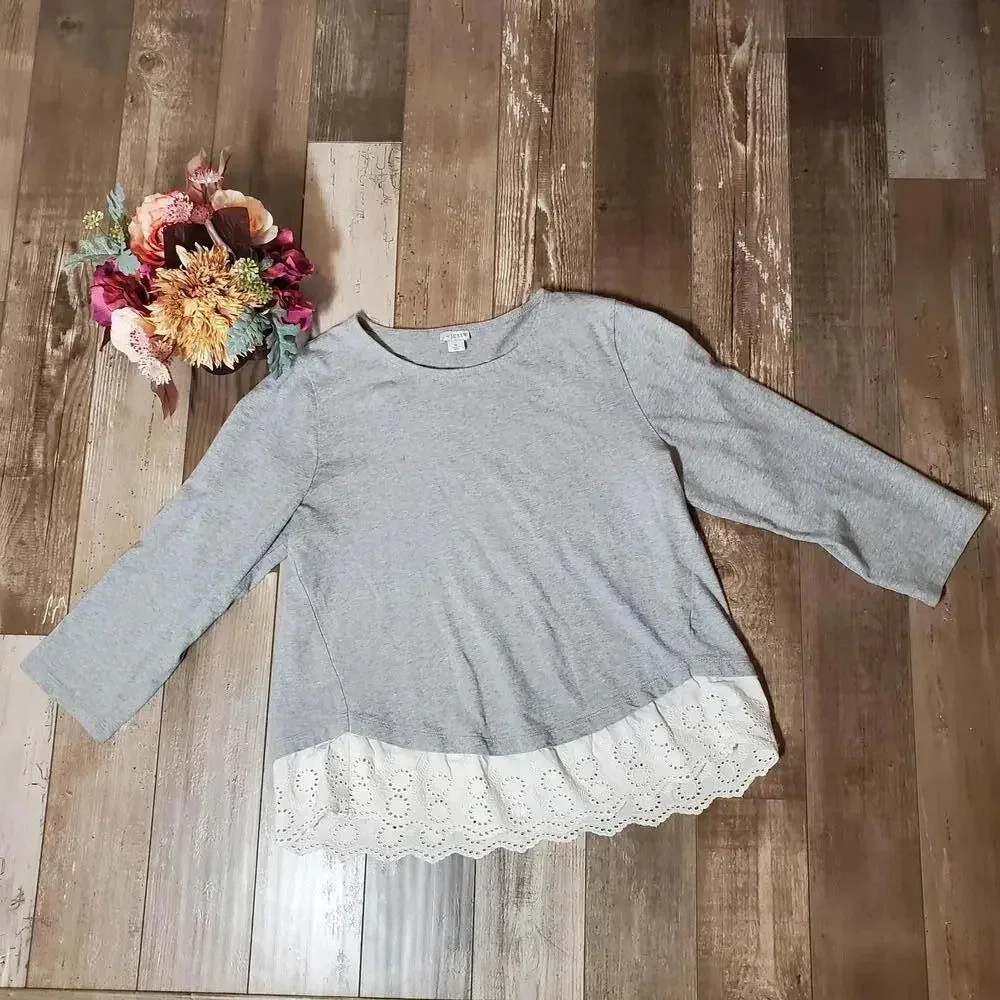 J. by J.CREW Women's Eyelet Lace Hem Gray and White Long Sleeve Top Size XL